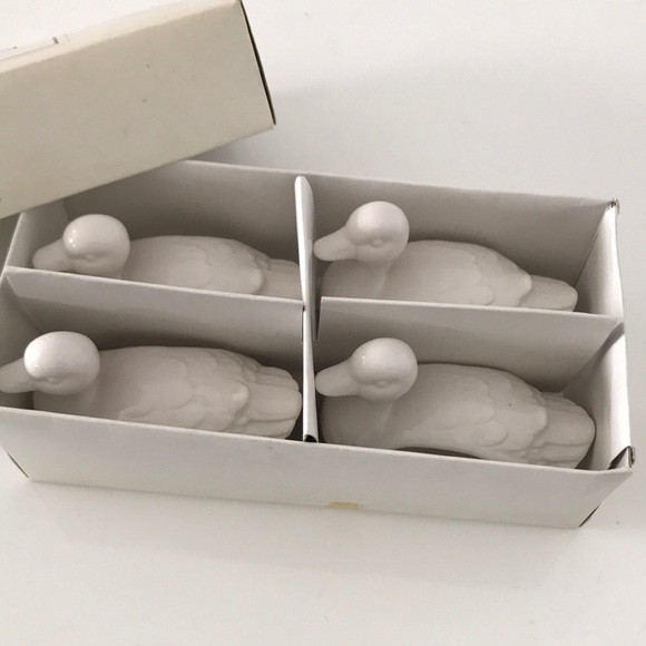 4pc NWB Vintage White Porcelain Duck Napkin Rings - Picture 2 of 10
